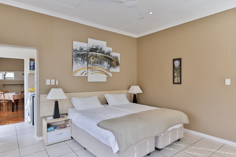 6 Bedroom Property for Sale in Roundhay Western Cape